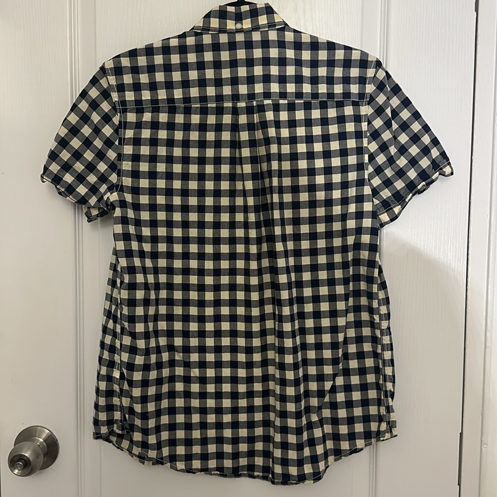 Short sleeve button down - Picture 4 of 4